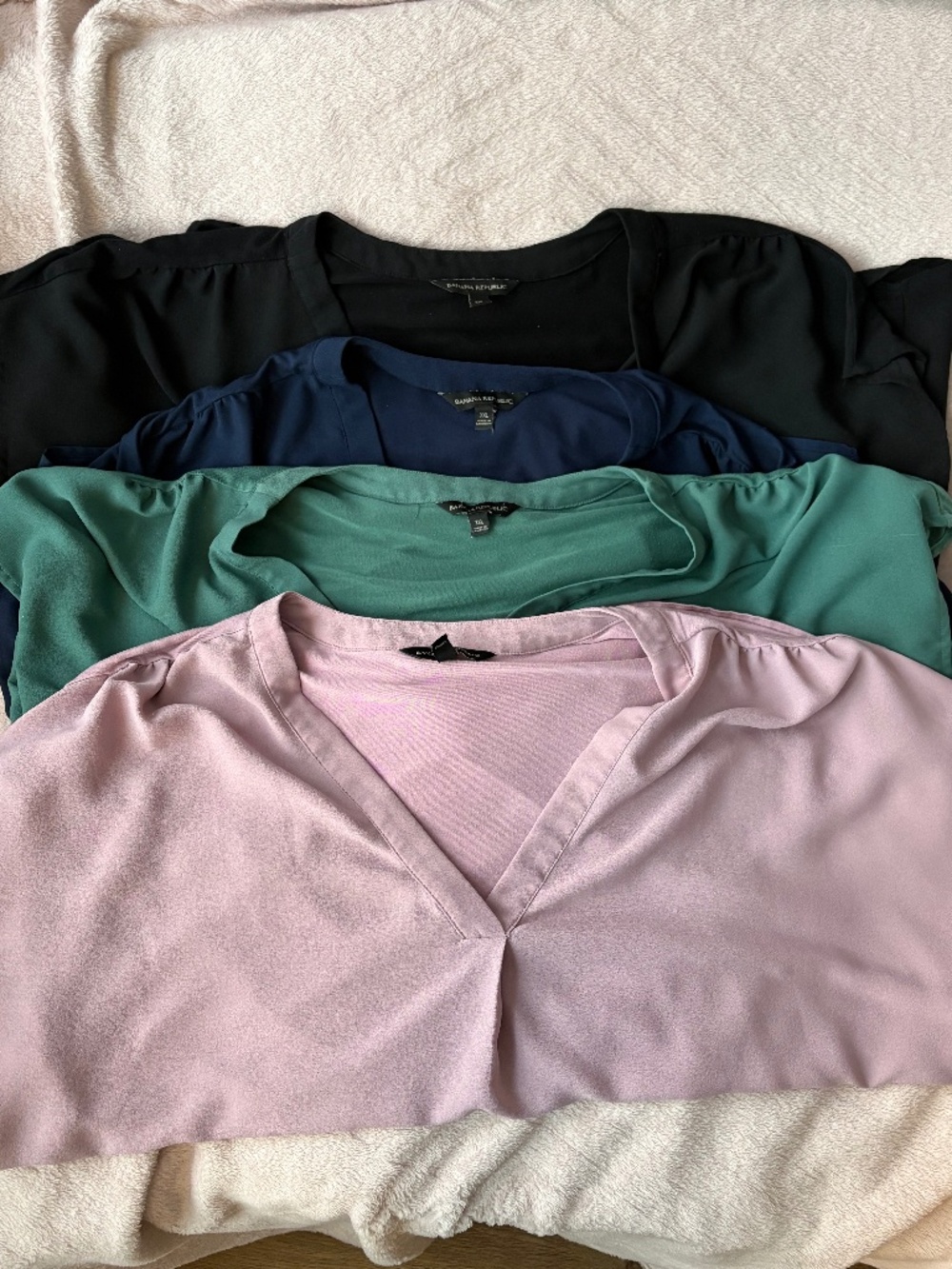 Banana Republic Short Sleeve Tops